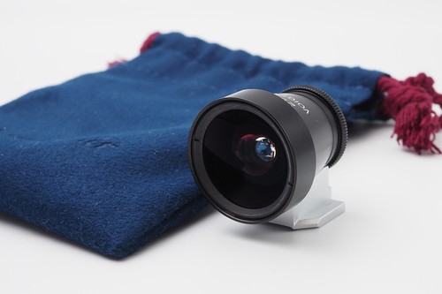 Voigtlander 21mm 25mm - 21mm,