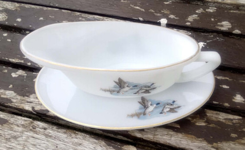 Vintage pyrex jaj - wild, fowl