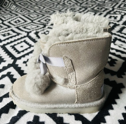 Toddler girl winter - ugg, ankle