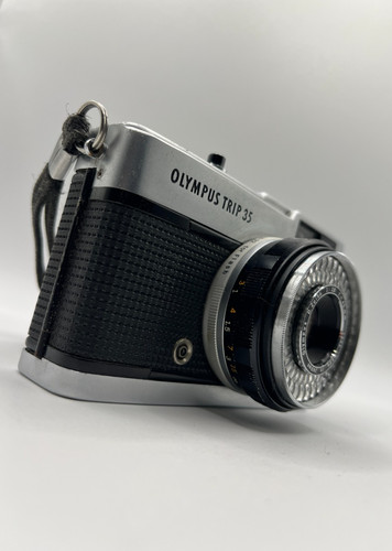 Olympus trip 35mm camera - 35mm, w/
