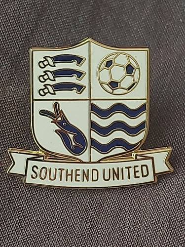 Southend united pin badge - southend,
