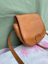 Small brown leather vintage handbag saddlebag crossbody bag. Festivals/casual