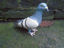 Cast iron racing pigeon