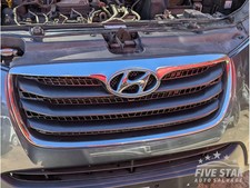 Hyundai Santa Fe Front Bumper Upper Radiator Grill 2011 SUV 4/5dr MK2 CM S6G
