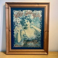 *WILLS GOLD FLAKE CIGARETTES