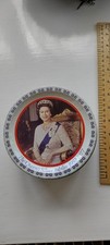 Queen Elizabeth II Silver Jubilee 1977 Mackintosh's Quality Street Tin
