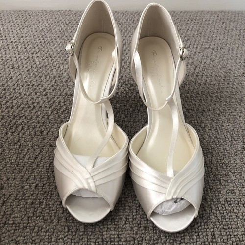 Ivory satin bar heels - bar, heels-