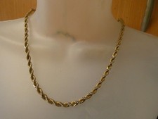 GOLD COLUR THICK TWISTED CHAIN