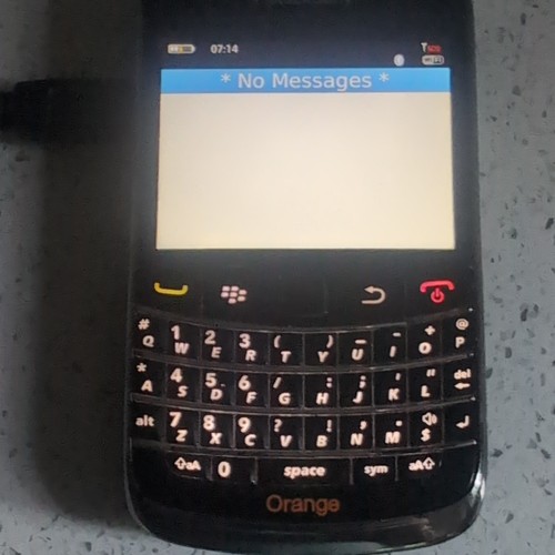 Blackberry bold black bar - black,