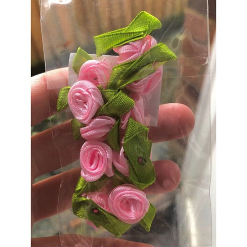 Satin small ribbon roses buds - small,