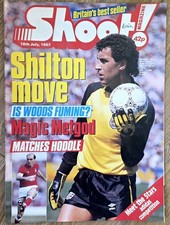 VINTAGE SHOOT FOOTBALL