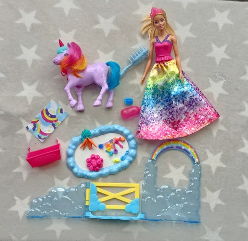 Barbie dreamtopia doll - barbie, playset