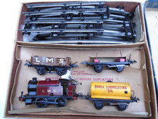 Hornby 1940 s clockwork train set in box