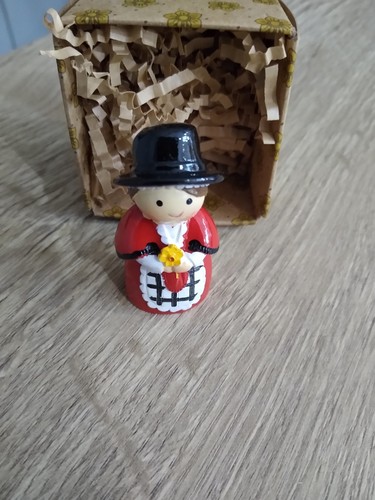 Welsh lady - welsh,