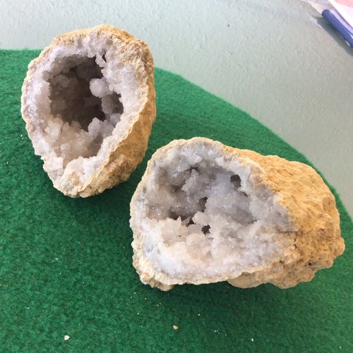 Large quartz crystal - large, geode