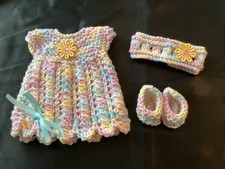 Hand knitted dolls clothes - , to