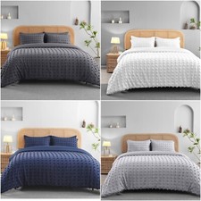 Flynn Signature Embossed