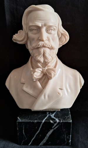 Vintage 1950 bust resin - c.1950, in