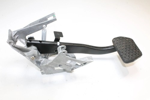 Bmw e87 brake pedal 6778979 - 1,