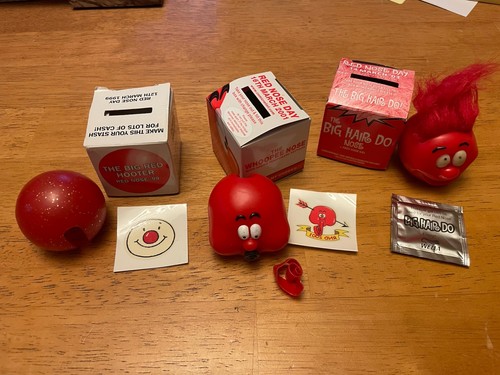 Vintage red nose day noses - red, x3