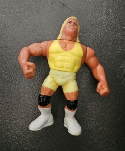 Hasbro wwf figure mr - 4",