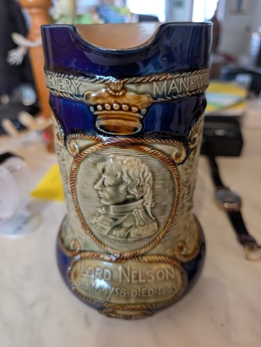 Doulton lambeth stoneware lord - lambeth,