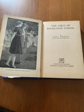 Elsie J Oxenham the Girls of