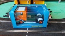 Scalextric - C4089 Racing Truck Gulf No.71