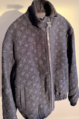 Louis vuitton monogram wool - louis,
