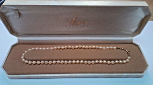 Pearl necklace 42cm