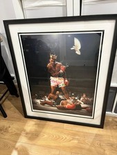 JJ Adams Sting Like A Bee  Nr