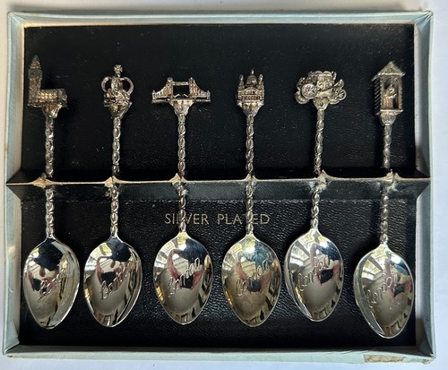 London souvenir teaspoons - london,