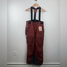 NWT Revolution Race Women