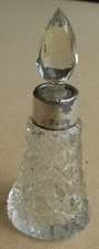 ANTIQUE HOBNAIL GLASS HALLMARKED SILVER RIMMED SCENT OR SMELLING SALTS BOTTLE