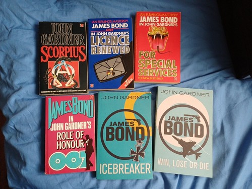 James bond john - james, gardner