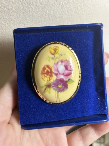 Vintage aynsley brooch - vintage, fine