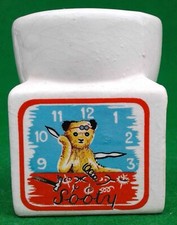 VINTAGE KEELE STREET POTTERY SOOTY EGG CUP.