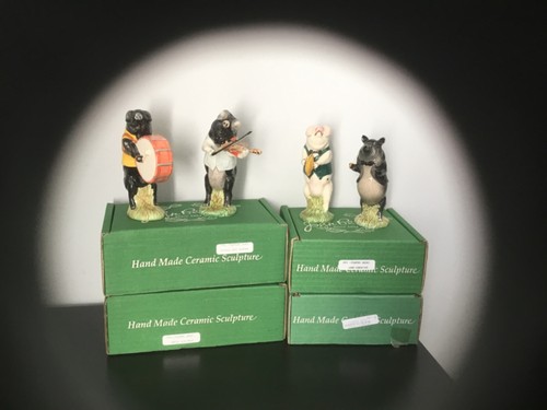 Beswick pig promenade - beswick, 4