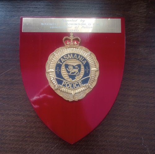 Tasmania police wall plaque - tasmania,