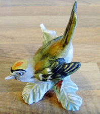 Goebel Firecrest Bird Figurine Model Number CV88 Dates 1967