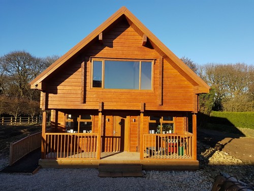 Bed storey log home - storey,