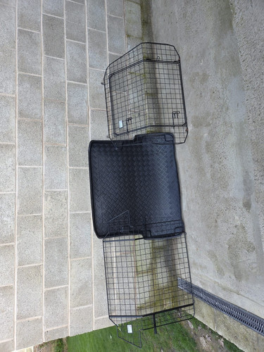 Barjo steel car dog tail - barjo, gate