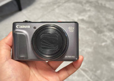 Canon PowerShot SX720 HS  Wi-Fi Compact Digital Camera - Black A few scratches
