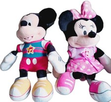 Singing Minnie And Mickey