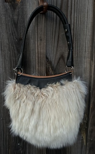 Peruvian accent alpaca luxury - peruvian,