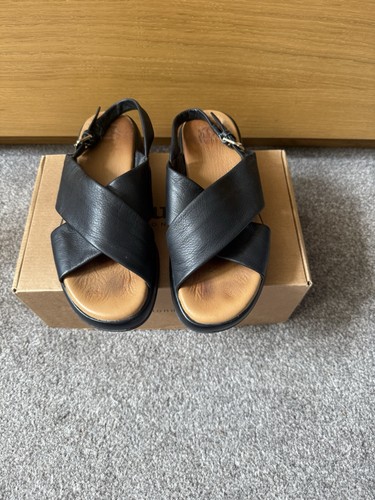Dune sandals size uk5 - sandals,