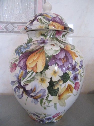 Hadida floral large jar - , with