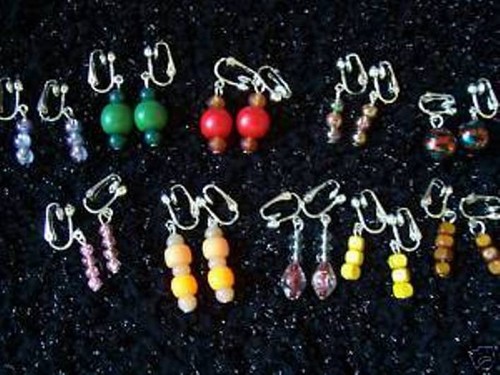 Pairs dainty clip - of,
