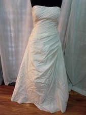 Wedding dress size 16 ivory