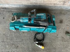 MAKITA HM1317 CB Breaker  110v + 1 New steel Point